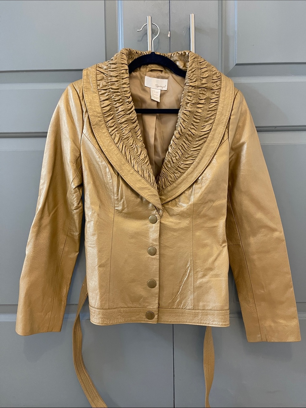 Vintage Gold Leather Button-Front Jacket with Ruched Shawl Collar. Fit size S